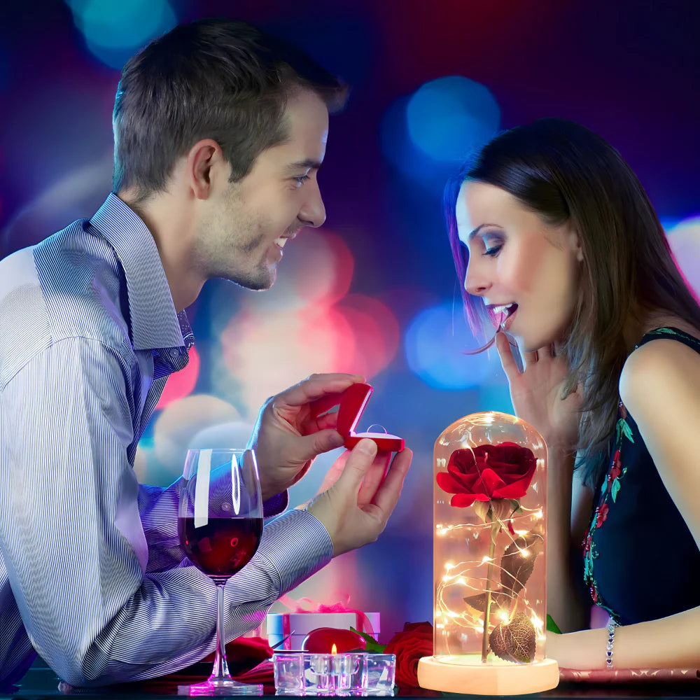 Večna Svetleća Ruža u Staklenom Zvonu – Simbol Ljubavi koji Traje Zauvek ✨🌹 50% popusta !